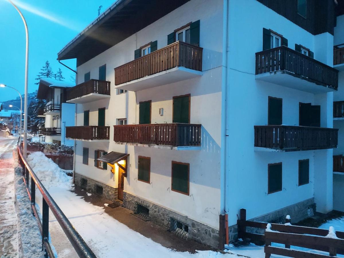 Appartamento Stella Alpina Cortina dʼAmpezzo Exterior foto